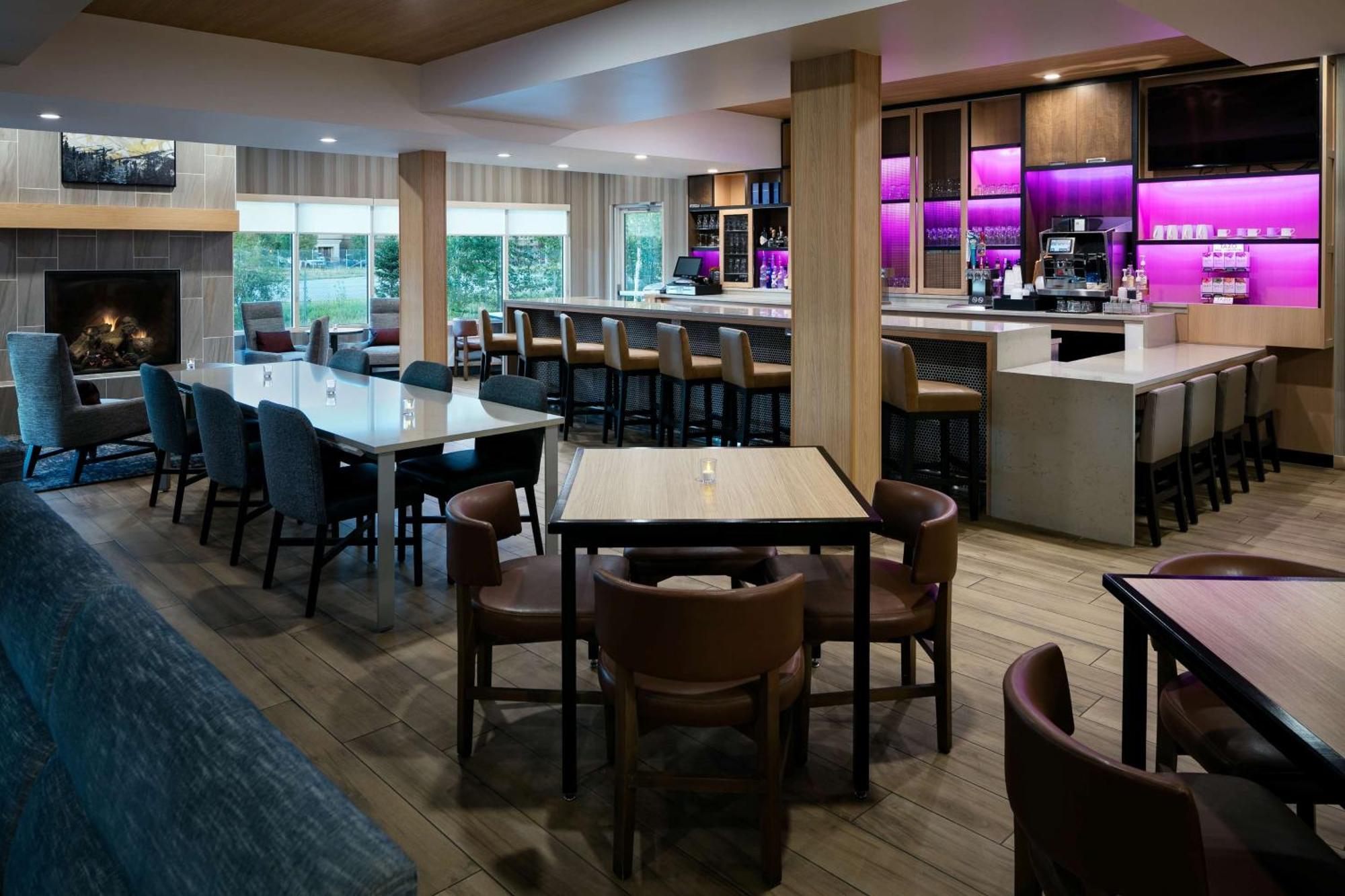 Hyatt Place フェアバンクス エクステリア 写真
